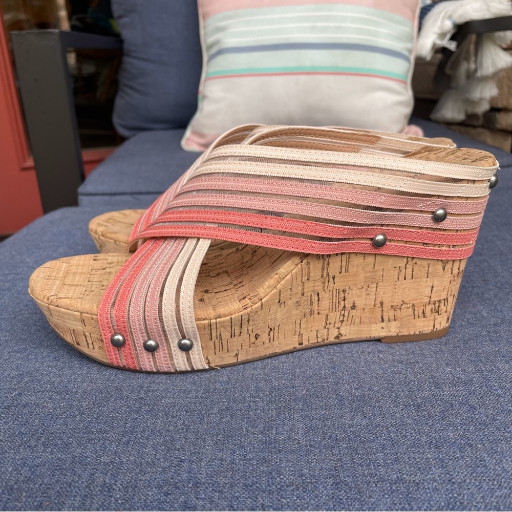 Lucky Brand pink ivory slip on heeled wedge shoes New 9